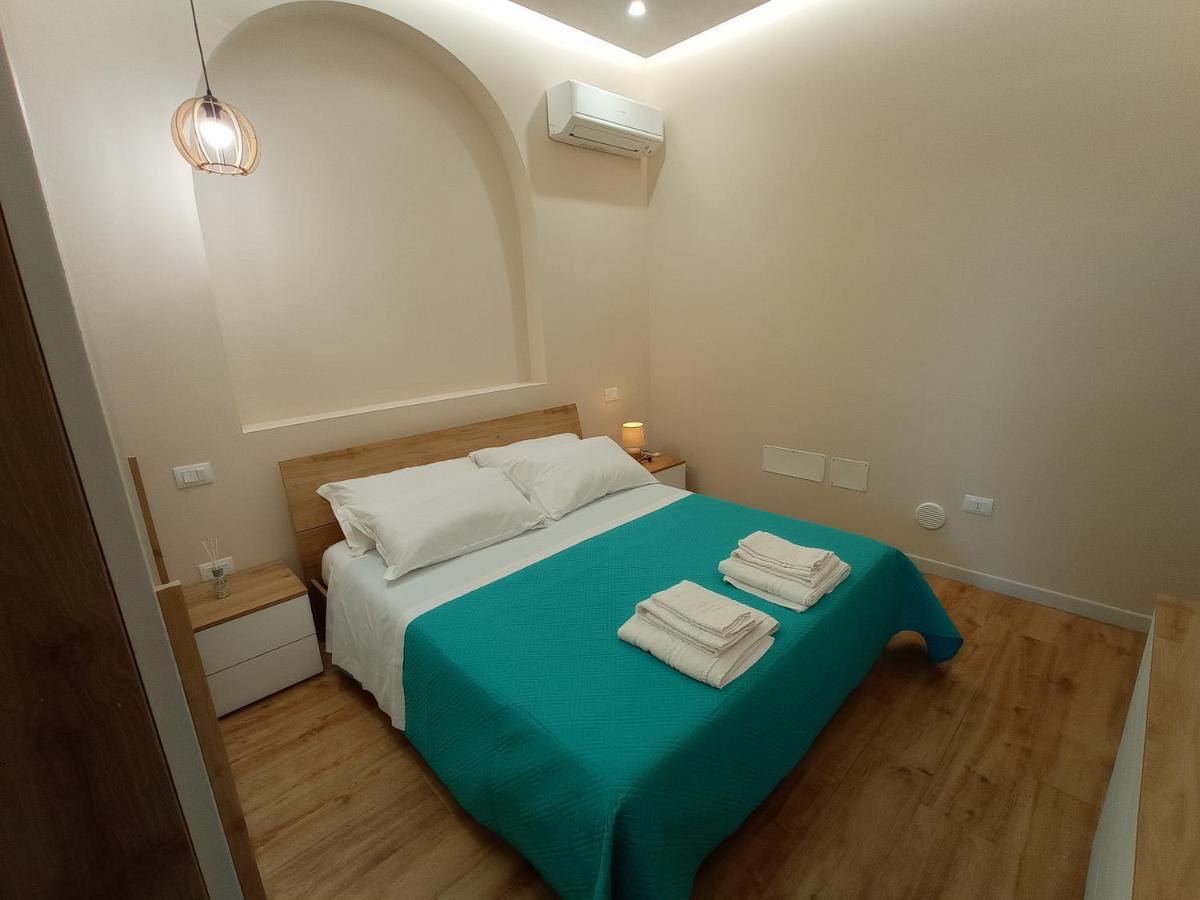 Suites Elifani Marina Trani Ngoại thất bức ảnh