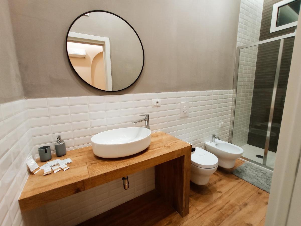 Suites Elifani Marina Trani Ngoại thất bức ảnh